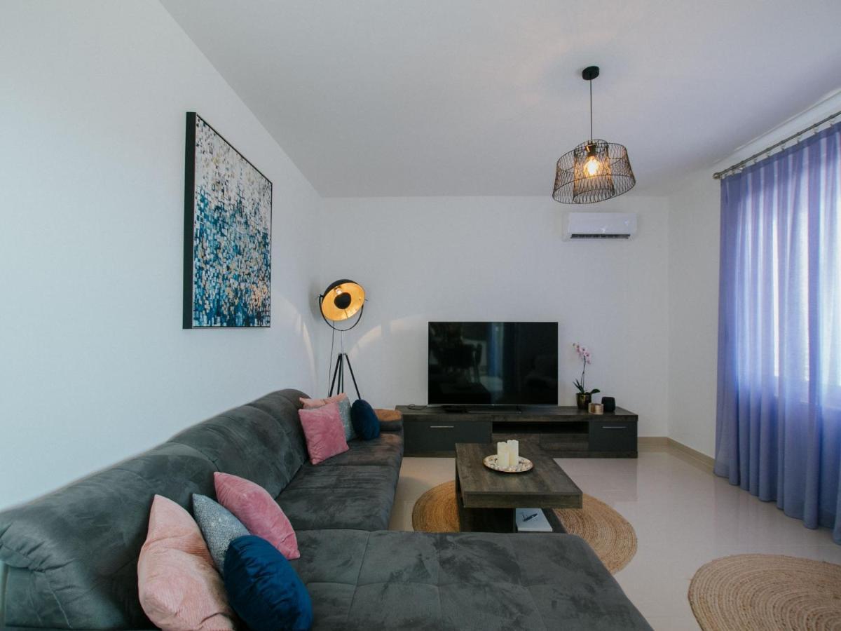 Luxury Apartment Di Traù Esterno foto