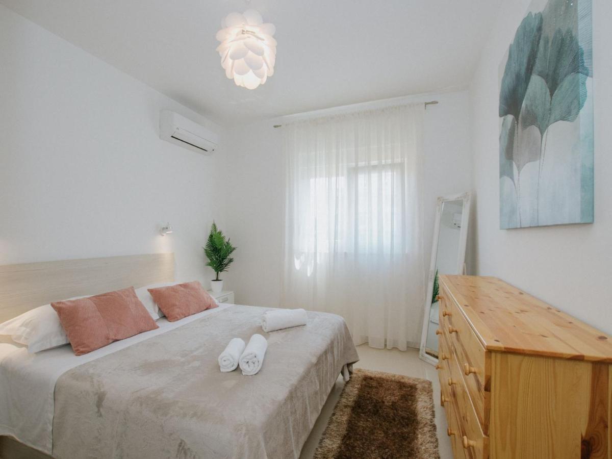 Luxury Apartment Di Traù Esterno foto